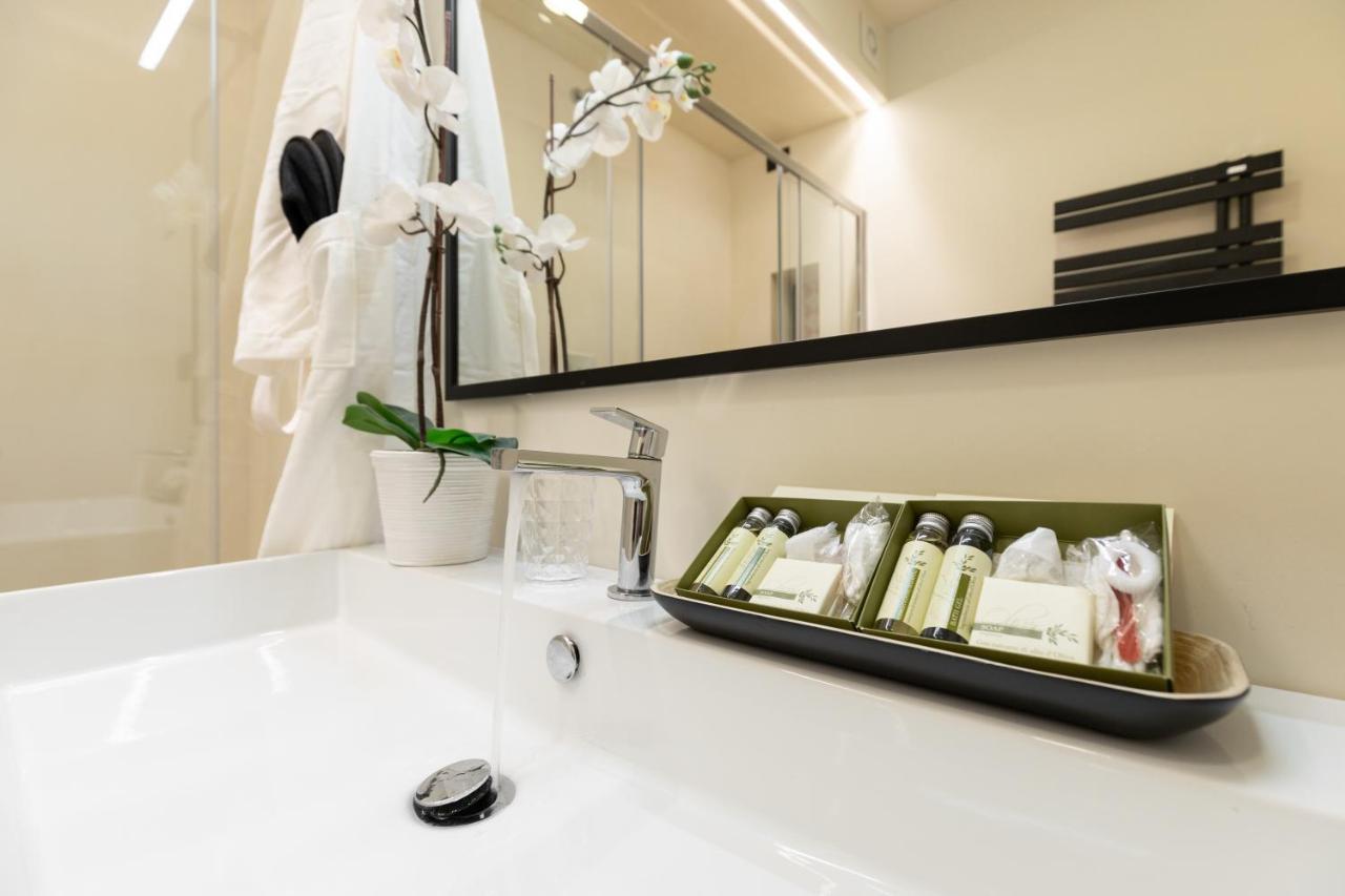 Foresteria Di Piazza Cavour - Luxury Suites & Guest House โรม ภายนอก รูปภาพ
