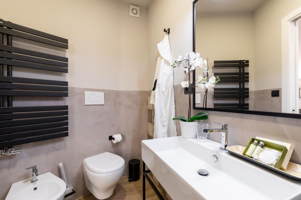 Foresteria Di Piazza Cavour - Luxury Suites & Guest House โรม ภายนอก รูปภาพ