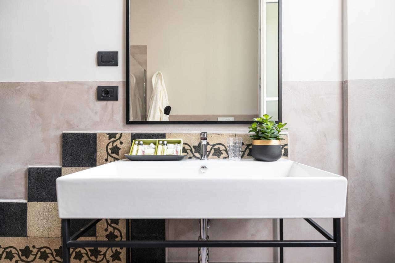 Foresteria Di Piazza Cavour - Luxury Suites & Guest House โรม ภายนอก รูปภาพ