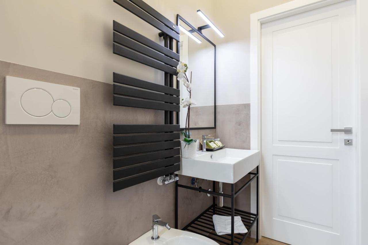 Foresteria Di Piazza Cavour - Luxury Suites & Guest House โรม ภายนอก รูปภาพ